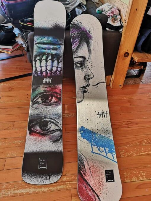 Donek snowboards custom graphics about custom snowboard